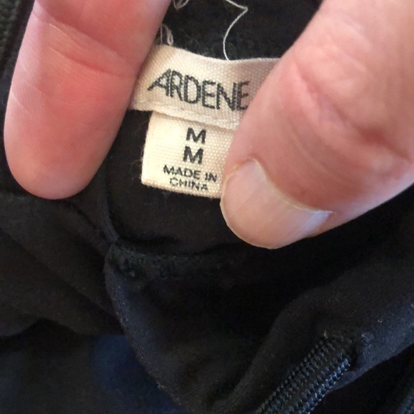 Long sleeve crop top with hoodie. - Picture 4 of 4